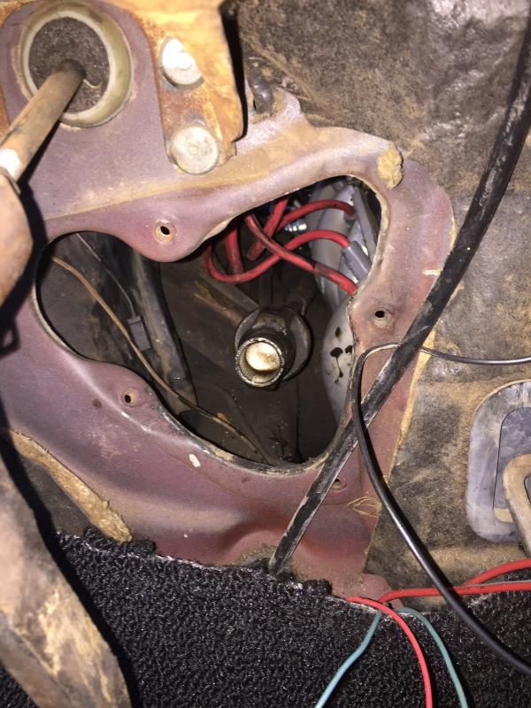 Removing steering column from '70 El Camino Team Chevelle